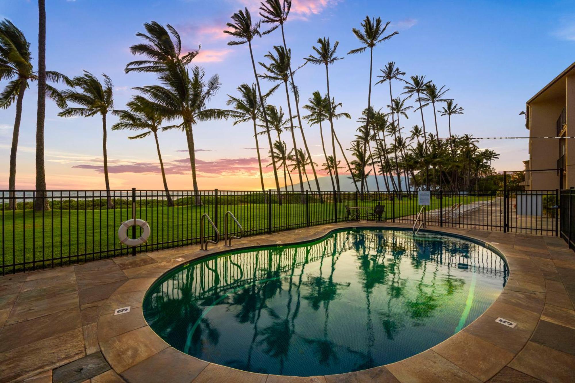 Hale Kai O'Kihei 317 Apartment Екстериор снимка